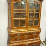 895 8213 DISPLAY CABINET